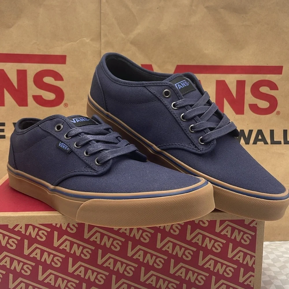 Vans WMNS Blue Brown Sneakers Classic Style Style Atwood (12 Oz Canvas)Navy/Gum